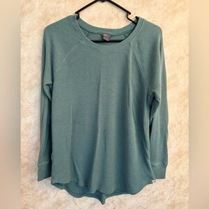 Eddie Bauer Teal Waffle-Knit Long Sleeve Crew Shirt - Size Medium